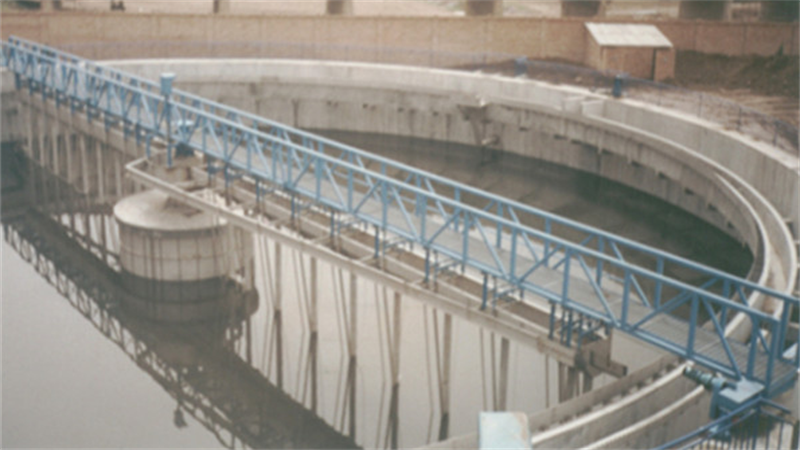 周边传动刮/吸泥机